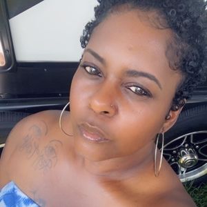 Meet your Posher, Sabrina